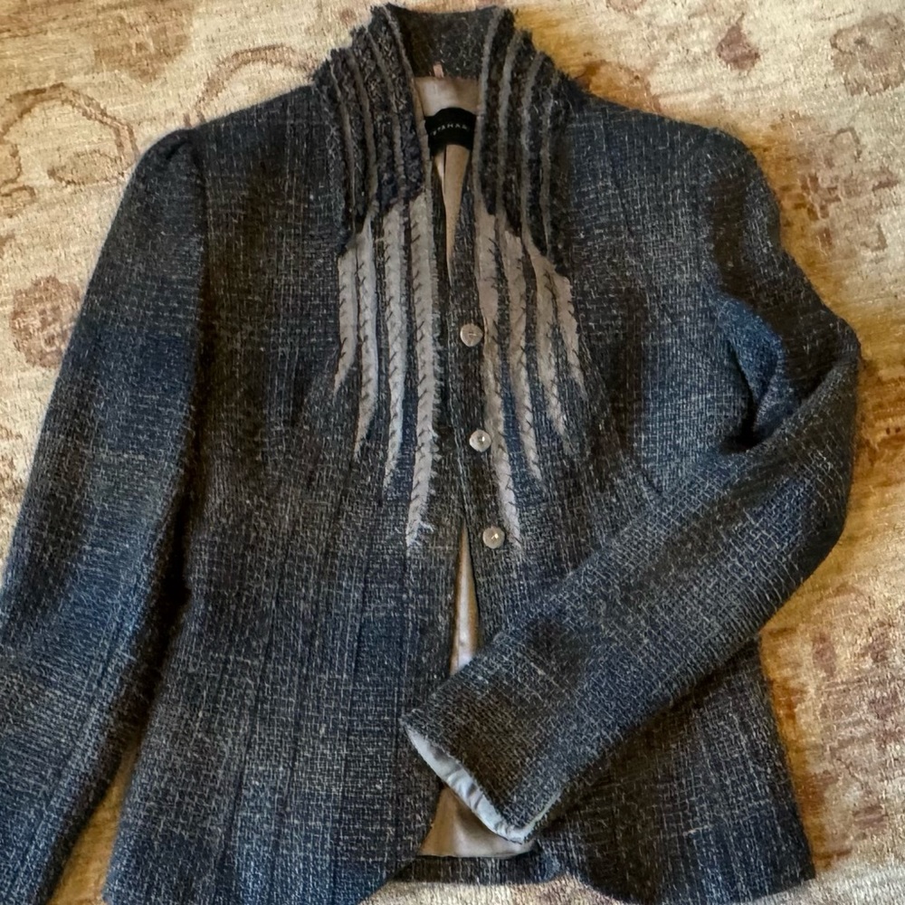 Elie Tahari wool blazer